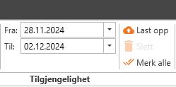 Dette bildet viser til venstre innstilling av tidspunkt for app visning av en presentasjon. Øverst til venstre viser felt 'Fra:' med nedtrekks meny og nederst viser felt 'Til:' med nedtrekks meny. Til høyre finnes knapper 'Last opp', nå aktivert, 'Slett' ikke aktivert og 'Merk alle'.